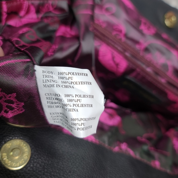 Betsey Johnson Heart Quilted Stripes Tote Bow - Picture 7 of 12